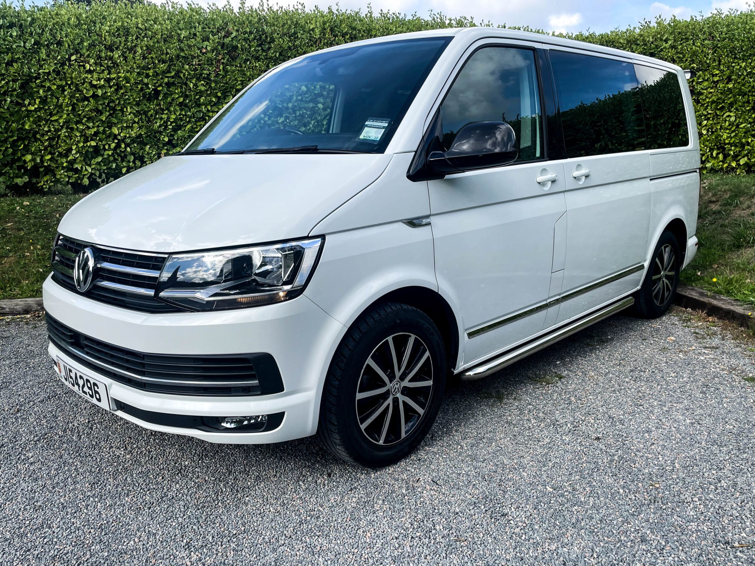ON HOLD – Volkswagen Caravelle Highline 2.0 TDI | Premium Nearly New ...